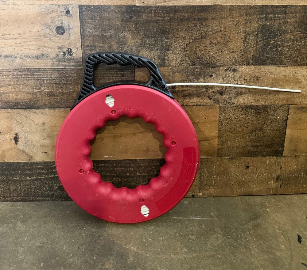 Ideal Tuff-Grip Pro 100 ft Fiberglass Fish Tape -Electrical Wire Puller-Red Case